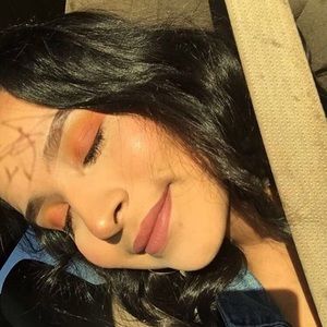 Meet your Posher, Aileen